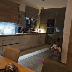 Prekrasna kuća s bazenom i vrtom blizu Labina