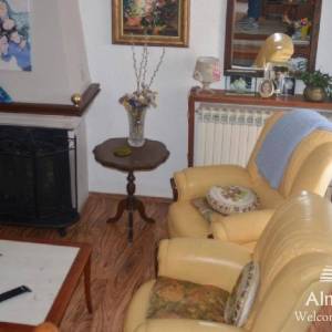 Prekrasna kuća u Banjolama sa vrtom iz snova!!!!