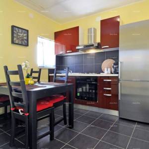 Premantura! Kuća s dva apartmana!