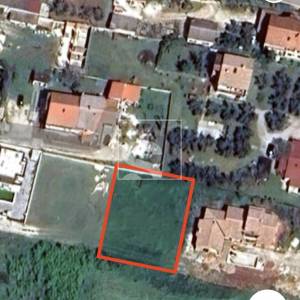 PRILIKA! Građevinsko zemljište s dozvolom - Šišan