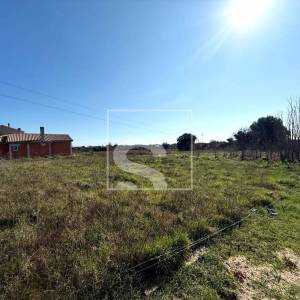 PRILIKA! Građevinsko zemljište s dozvolom - Šišan