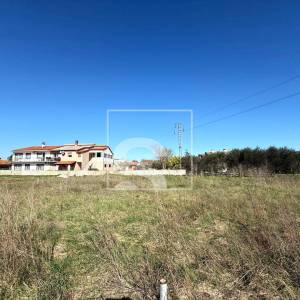 PRILIKA! Građevinsko zemljište s dozvolom - Šišan