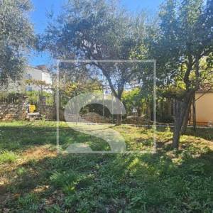 Prilika! Kuća s 3 stana i pogledom na more