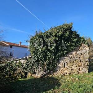 PRILIKA!Kamena starina za adaptaciju,Labin okolica