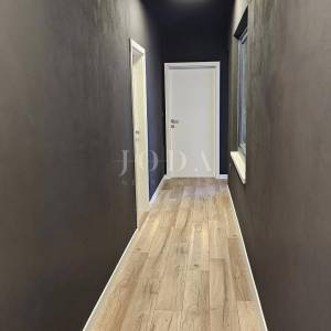 PRILIKA!!POPUST!Prekrasna stancija na prostranoj okućnici,GRAČIŠĆE