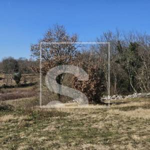 Privatnost, pogled i priroda – idealna građevinska parcela