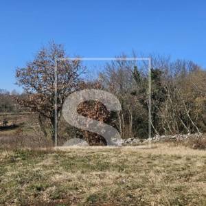 Privatnost, pogled i priroda – idealna građevinska parcela