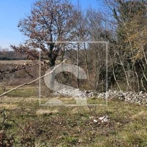 Privatnost, pogled i priroda – idealna građevinska parcela