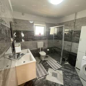 Prizemnica s velikim vrtom