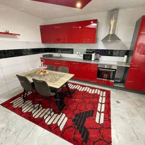 Prizemnica s velikim vrtom