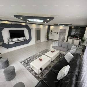 Prizemnica s velikim vrtom