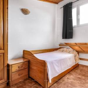 Prodaja dvije povezane kuće u Pomeru