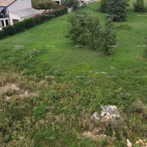 Prodaja- građevinsko zemljište, površine od 1276 m² s pogledom na more, Kaštelir!