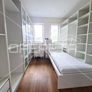 Prodaja, Kuća, Blato, Jurja Njavre, Dvojni objekt, 323m2