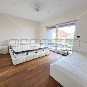 Prodaja, Kuća, Blato, Jurja Njavre, Dvojni objekt, 323m2