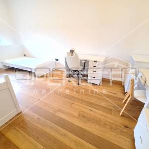 Prodaja, Kuća, Blato, Jurja Njavre, Dvojni objekt, 323m2