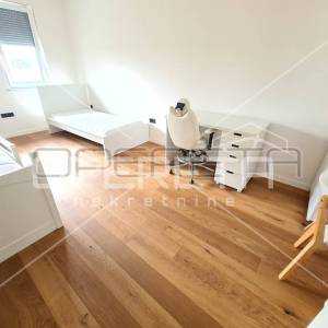 Prodaja, Kuća, Blato, Jurja Njavre, Dvojni objekt, 323m2