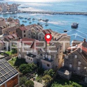 Prodaja, Kuća, Komiža, Ribarska ulica, Kuća u nizu, 120m2