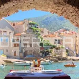 Prodaja, Kuća, Komiža, Ribarska ulica, Kuća u nizu, 120m2