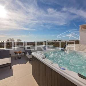 Prodaja, Kuća, Poreč, Poreč, Dvojni objekt, 250m2