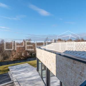 Prodaja, Kuća, Poreč, Poreč, Samostojeća, 210m2