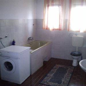 Prodaja, Kuća, Samostojeća, Karlovačka županija, Karlovac