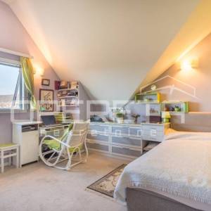 Prodaja, Kuća, Vrhovec, Vrhovec , Samostojeća, 560m2