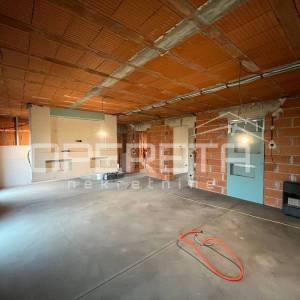 Prodaja, Kuća, Žabnik, Žabnik, Samostojeća, 140m2