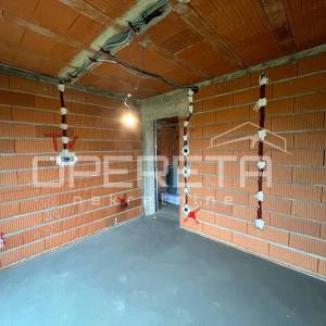 Prodaja, Kuća, Žabnik, Žabnik, Samostojeća, 140m2