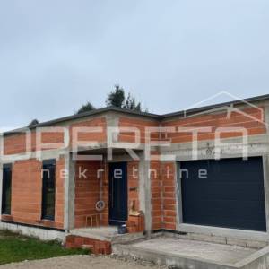 Prodaja, Kuća, Žabnik, Žabnik, Samostojeća, 140m2