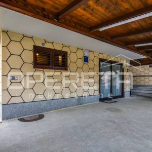 Prodaja, Kuća, Zlatar Bistrica, Veliki Komor 14d, Samostojeća, 330m2