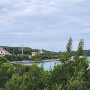 Prodaja modernih stanova u eksluzivnoj zgradi sa pogledom na marinu, Pula!