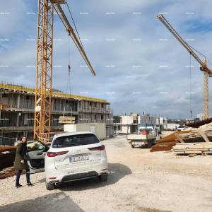 Prodaja modernih stanova u ekskluzivnoj zgradi sa pogledom na Marinu, Pula!