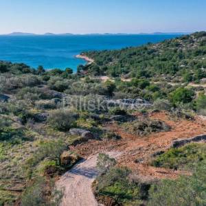 Prodaja, Murter, zemljište s pravomoćnom građevinskom dozvolom