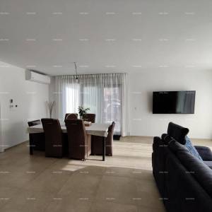 Prodaja - novoizgrađena kuća u blizini mora, Banjole!