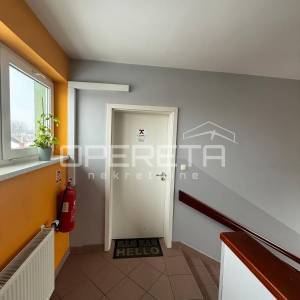 Prodaja, Poslovna zgrada, Centar, Koprivnička ulica, 340m2