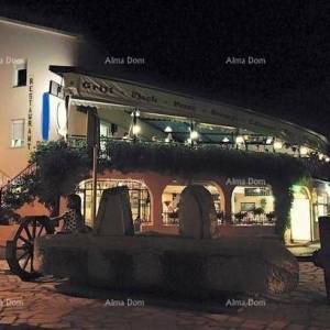 Prodaja poslovno-stambenog objekta (kuća i restoran) u  Medulinu!