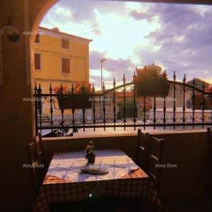 Prodaja poslovno-stambenog objekta (kuća i restoran) u  Medulinu!