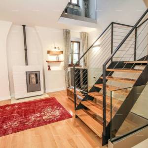 Prodaja predivne, moderno opremljene i renovirane istarske kamene kuće, Bale!