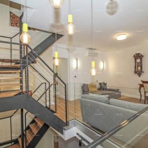 Prodaja predivne, moderno opremljene i renovirane istarske kamene kuće, Bale!