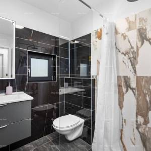 Prodaja prelijepe kamene kuće s bazenom, Baderna, Poreč!