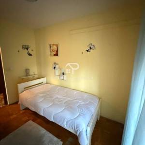 Prodaja Prostran dvosoban Stan u Puli blizu Opće bolnice