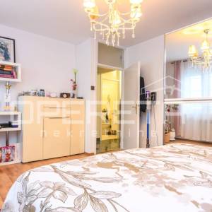 Prodaja, Stan, Gajnice, Argentinska, 4s, 93m2