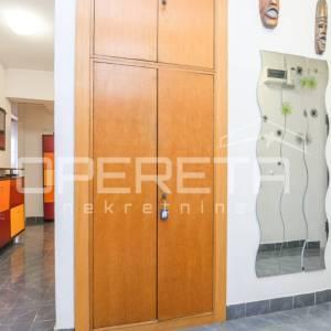 Prodaja, Stan, Gajnice, Argentinska, 4s, 93m2