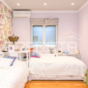 Prodaja, Stan, Vrbani III, Vrbani III, 5s, 261m2