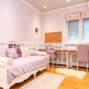 Prodaja, Stan, Vrbani III, Vrbani III, 5s, 261m2