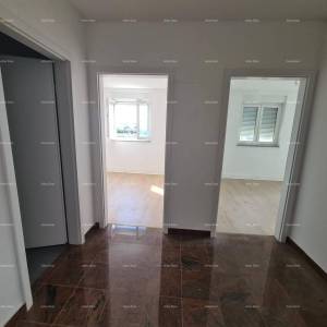 PRODAJA - stan od 70 m²s parkirnim mjestom – blizina Fažane!