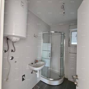 PRODAJA - stan od 70 m²s parkirnim mjestom – blizina Fažane!