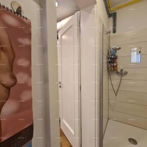 PRODAJA STANA S DVA APARTMANA – PULA