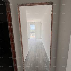 Prodaja stana s parkirnim mjestom i spremištem, odlična lokacija, Ližnjan!